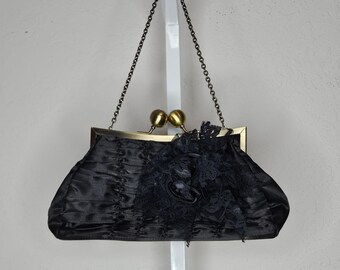 Vintage Style Black Satin Lace Floral Pleated Evening Bag Kiss Lock Clutch Purse
