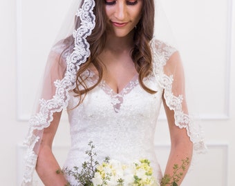 Lace Mantilla veil, Bridal Lace single layer, 1 tier,  circle cut , Waist Length wedding veil, Perfect Length veil, bridal veil