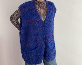 Gilet in bouclé lavorato a mano / misto lana viola, magenta e blu