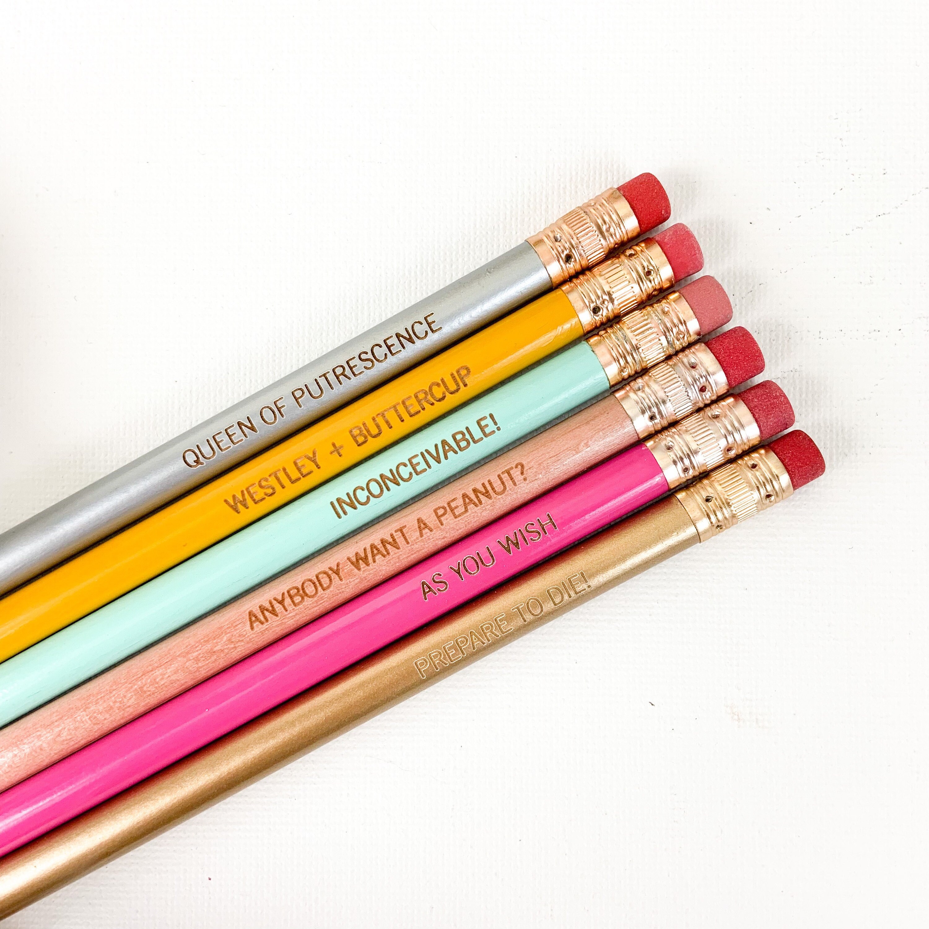 Inconcevable Jeu de Crayons 6. Gravés. Comme Vous Le Souhaitez. Crayons Rentrée.