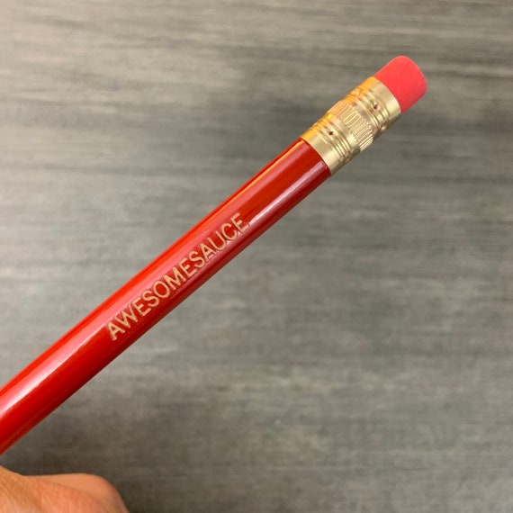 Set di matite rosse awesomesauce da 6. perché la salsa è forte con questa.  ritorno alle matite della scuola e dell'insegnante. regalo di apprezzamento  dell'insegnante -  Italia