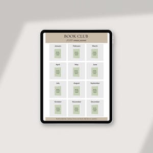 Puede incluir: Una tableta digital que muestra un planificador anual de 2026 para un club de lectura. El planificador está organizado por meses, con espacios para las portadas de los libros. El texto "BOOK CLUB 2026 annual planner" está en la parte superior.