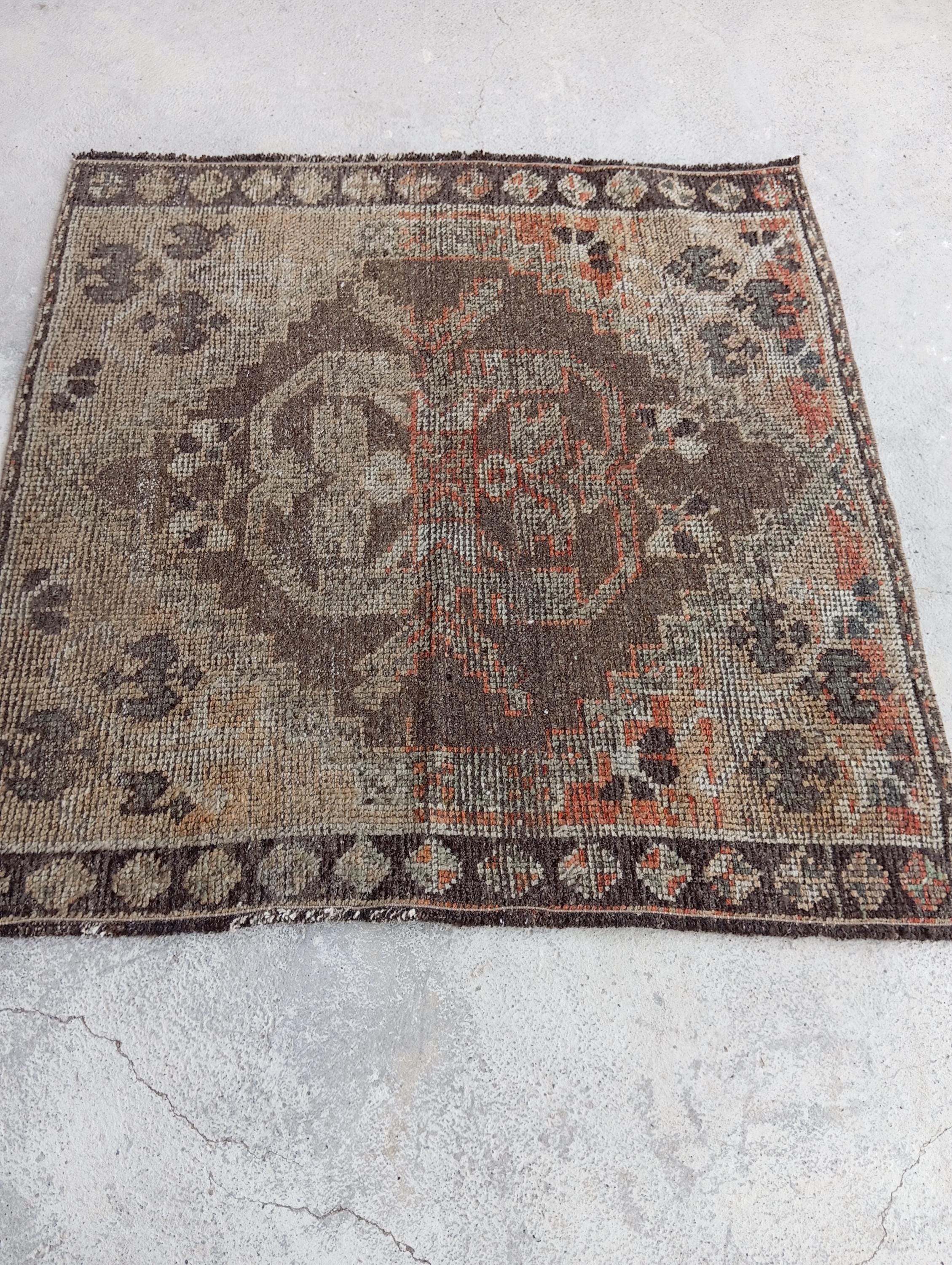 4x4 Rug,4x4 Vintage Rug,area Rug,small Rug,soft Colored Rug,home Decore ...
