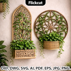 Puede incluir: Jardineras de pared de madera con intrincados diseños calados. Una es arqueada con un motivo de árbol, la otra circular con un patrón floral. Ambas contienen plantas verdes. La imagen incluye el texto "Flickcut" y opciones de formato de archivo.