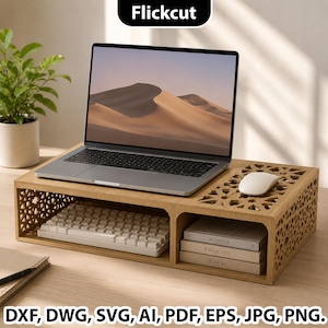 Puede incluir: Un soporte de madera marrón claro para portátil con un diseño calado decorativo. Un portátil, un teclado y un ratón están sobre el soporte. El soporte también contiene libros. El texto "Flickcut" está en la parte superior y "DXF, DWG, SVG, AI, PDF, EPS, JPG, PNG" en la parte inferior.