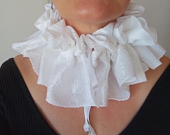 Handmade Detachable Ruffle Collar, White Circus Clown Neck Ruff, Victorian Style