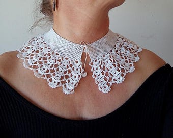Vintage White Crochet Lace Collar, Handmade Cotton Detachable Necklace