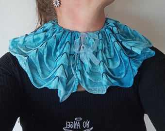 Ruffled Blue Clown Collar, Renaissance Neck Ruff, Jester Costume