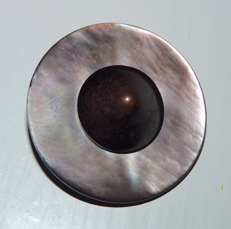 Button Round Pearl and Copper Shade Vintage Button image 4