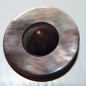 Button Round Pearl and Copper Shade Vintage Button image 3