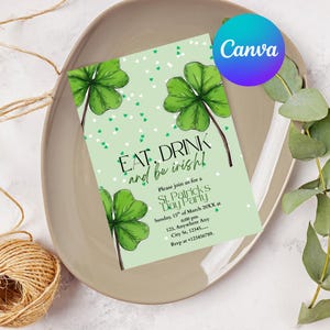 Può includere: Un invito alla festa di San Patrizio con sfondo verde chiaro, quadrifogli e il testo "EAT. DRINK and be irish!". L'invito include i dettagli della festa e un logo Canva.