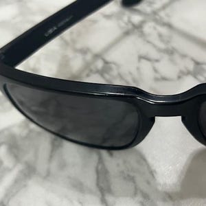 Oakley Holbrook Prizm herrglasögon med polarisering OO9417 59 mm svart båge begagnad bild 6