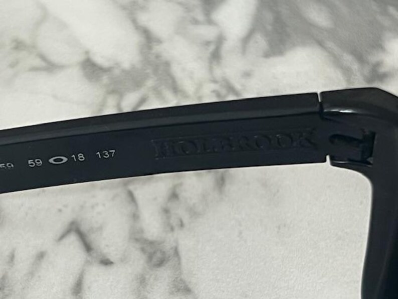 Oakley Holbrook Prizm herrglasögon med polarisering OO9417 59 mm svart båge begagnad bild 8