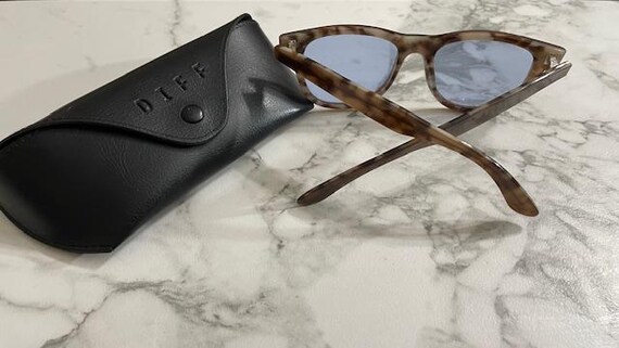 DIFF EYEWEAR -Make A Difference Sunglasses MO-CN4… - image 13