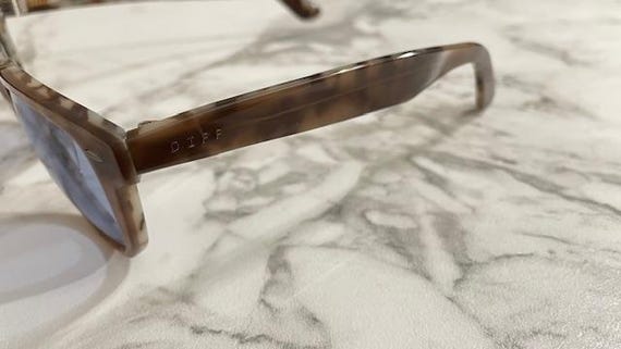 DIFF EYEWEAR -Make A Difference Sunglasses MO-CN4… - image 5