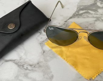 Gafas de sol Ray-Ban RB3025 Aviator, talla 58-14, lentes grises, montura metálica plateada, usadas