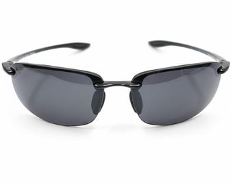 Gafas de sol polarizadas Maui Jim MJ407-02 de 64 mm con montura negra y lentes grises, usadas
