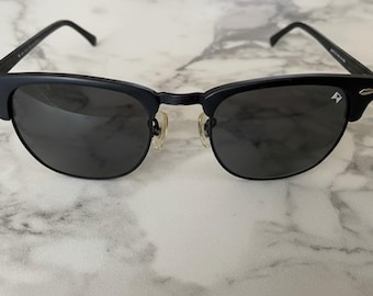 Gafas de sol William Painter The Ampire con montura y lentes de titanio negro (usadas)