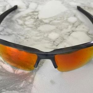 Lunettes de soleil Oakley FLAK2.0 OO9188-8659 59-12 133 Prizm Ruby Iridium Black Frame Occasion image 1