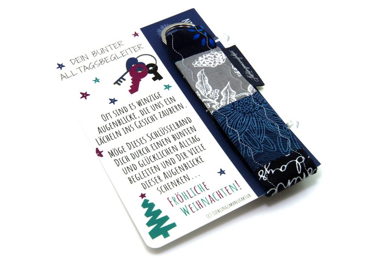Persönliche Geschenkidee zu Weihnachten z.B. für die Kollegin, Erzieherin, etc. Farbenfroher Schlüsselanhänger als Weihnachtsgeschenk Schwarz-Grau-Blau