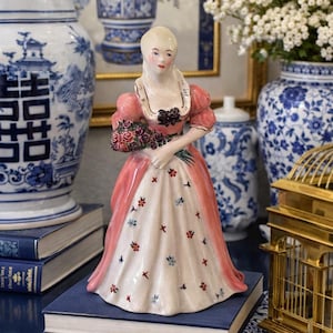 Pink Lady Figurine - Etsy
