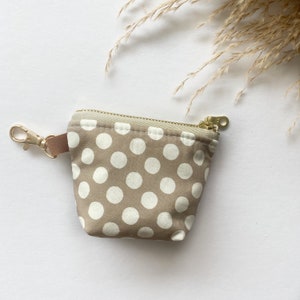 Itty bitty pouch with keychain linen polka dot