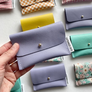 Cartera de tarjeta de cuero púrpura lavanda / titular de tarjeta de visita / titular de tarjeta de regalo / relleno de cesta / organización de bolso / titular de tarjeta