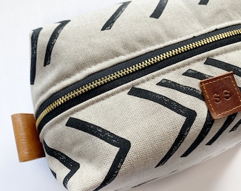 Mud cloth arrow boxy bag - makeup bag - gift for her - travel vanity bag