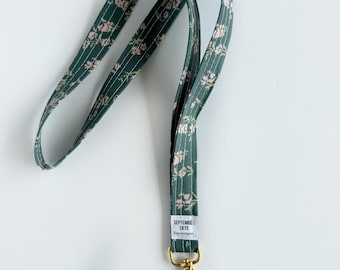 Lanyard / ID Badge / green small flower