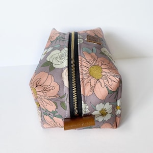 Boxy makeup bag in lavender floral vanity bag toiletry bag travel image 3