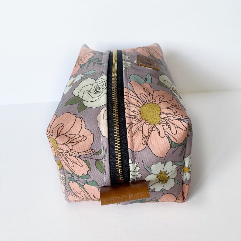 Boxy makeup bag in lavender floral vanity bag toiletry bag travel image 3