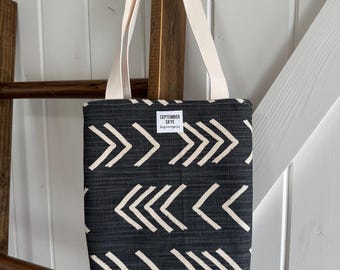 Mini Tote Bag in black and cream arrow - Bible tote - lunch bag - kids tote - knitting bag