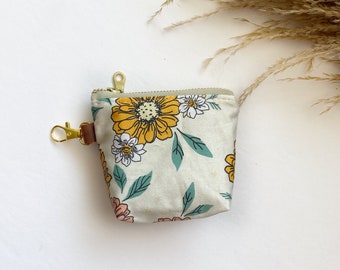 Itty bitty pouch with keychain in rainbow dreams floral cream and pink