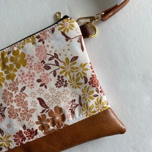 Small crossbody bag in floral with blush pink and olive green image 2