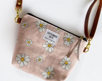 Little girl purse in pink daisy - girl bag - gifts for girls -  girl birthday party favor