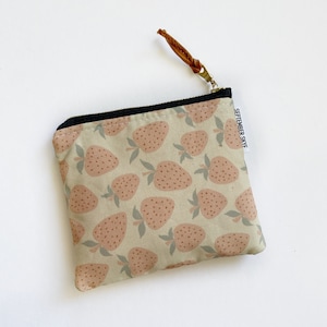 Strawberry square mini pouch image 1