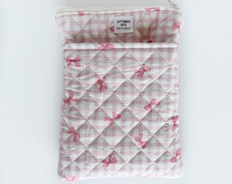 E-Reader case in pink gingham and bows puffy quilted floral / kindle case / mini iPad case / book cover / gifts for her