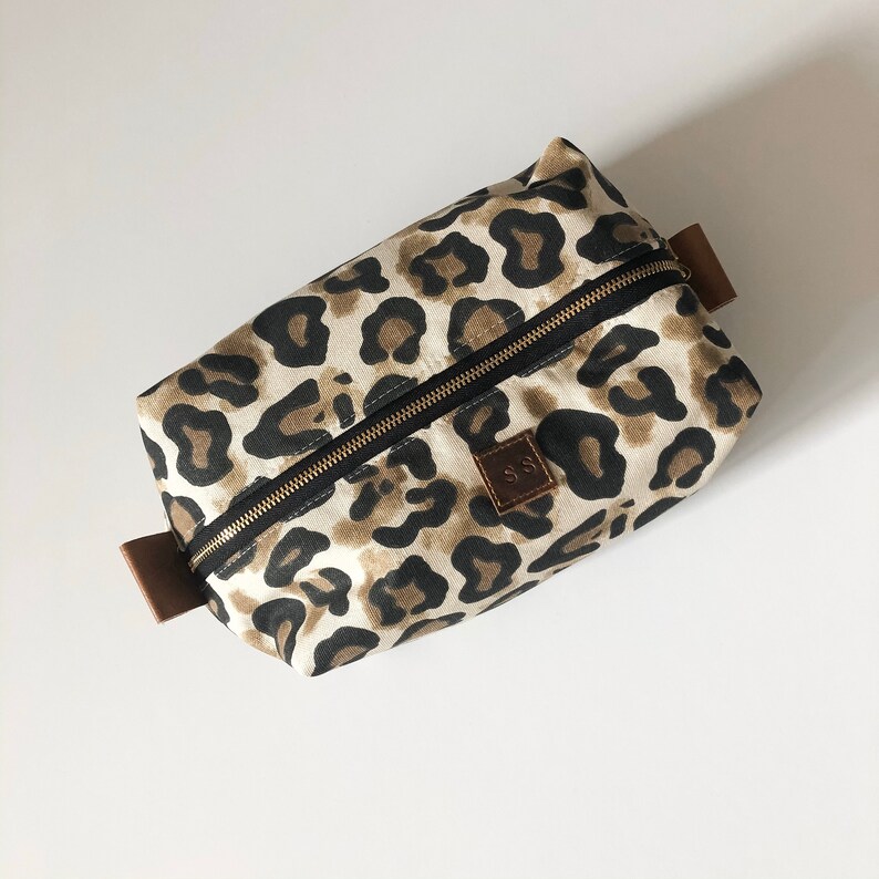 Leopard print boxy makeup bag with black interior vanity bag Christmas gift image 3