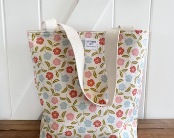 Simple tote in floral - beach bag - lunch tote - Bible study tote - Mother’s Day gift