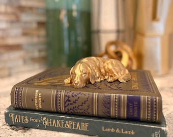 Sleeping Golden Retriever Figurine |  Modern Dog Statue | Home Decor | Gift for Dog Lovers