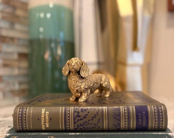 Long Haired Dachshund Figurine | Modern Dachshund Statue | Cute Dog Decor | Gift for Dog Lovers