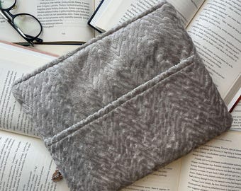 Book Sleeve, Padded Quilted Book Pouch, Waterproof Lining, Velvet Feel Book Cover, Kindle/Tablet Sleeve, Reader Gift, Handmade, Choose Color