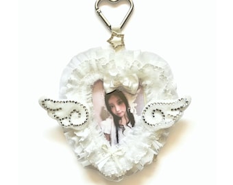 Handmade Angel Photocard Holder | White Lace K-pop Card Holder | Coquette Ita Bag Charm | Cute Photocard Sleeve