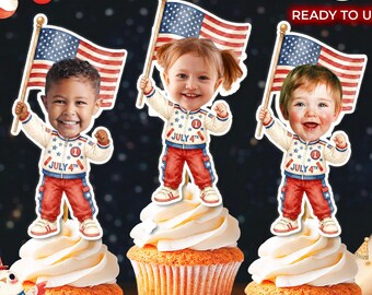 パーソナライズされた7月4日の愛国的な顔のカップケーキトッパー誕生日 | カスタム7月4日写真誕生日パーティーデコレーション