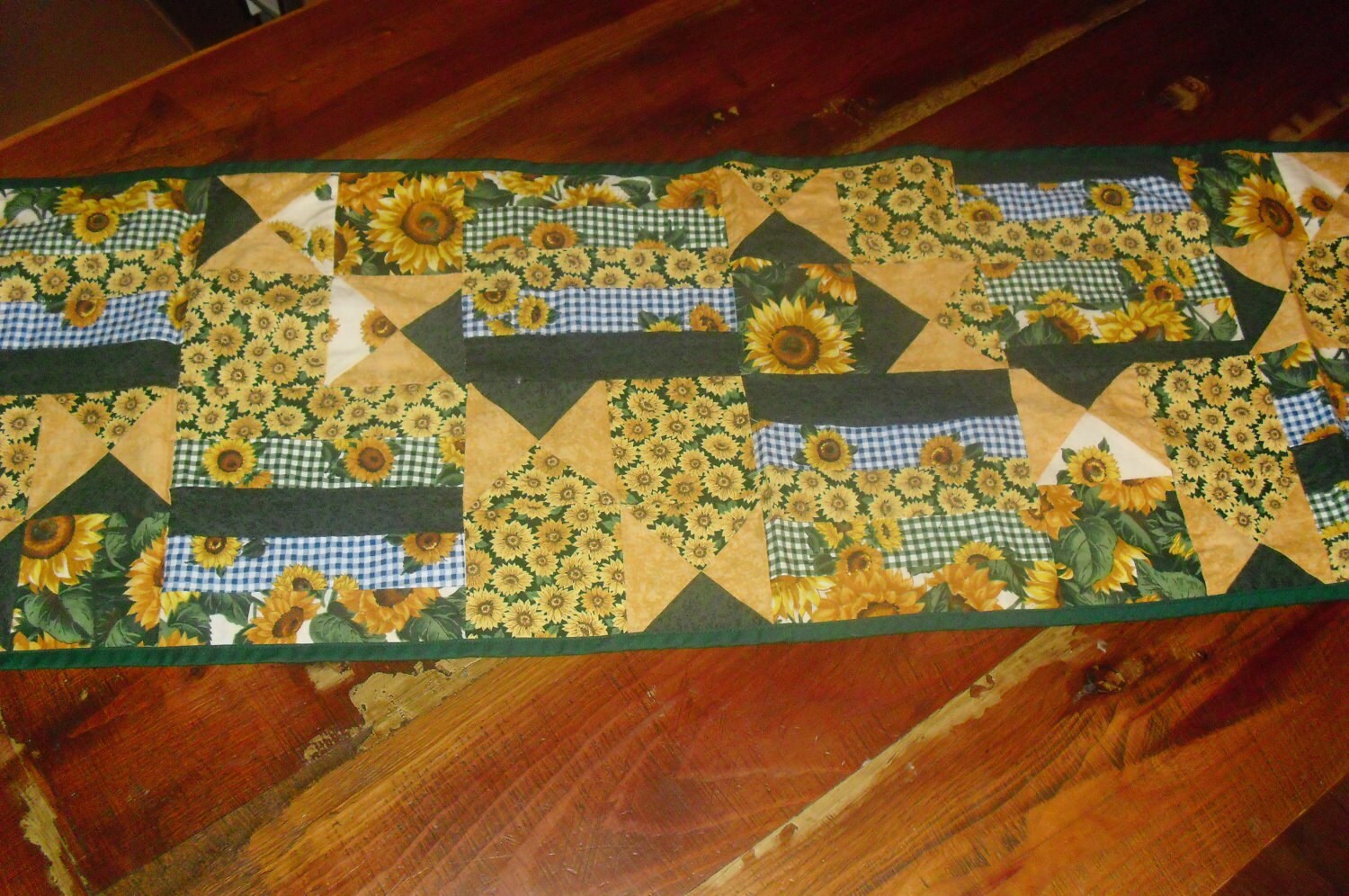 Sunflowers Table Runner, Sunflower Kitchen, Table Runner, Gold Flowers