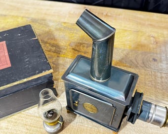 RARO set completo linterna mágica Ernst Plank c.1900 – Proyector antiguo FUNCIONANDO con 12 placas de vidrio y caja original – Pre-cine