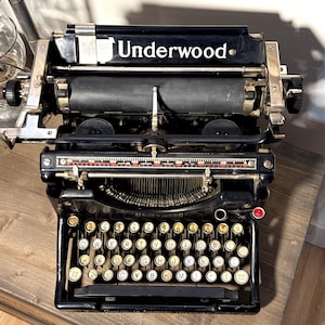Vintage Underwood No. 5 Typewriter - Etsy