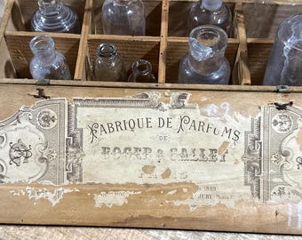 Antique Roger & Gallet Paris Perfume Display Box c.1900 with Original Glass Bottles | French Belle Époque Apothecary Case