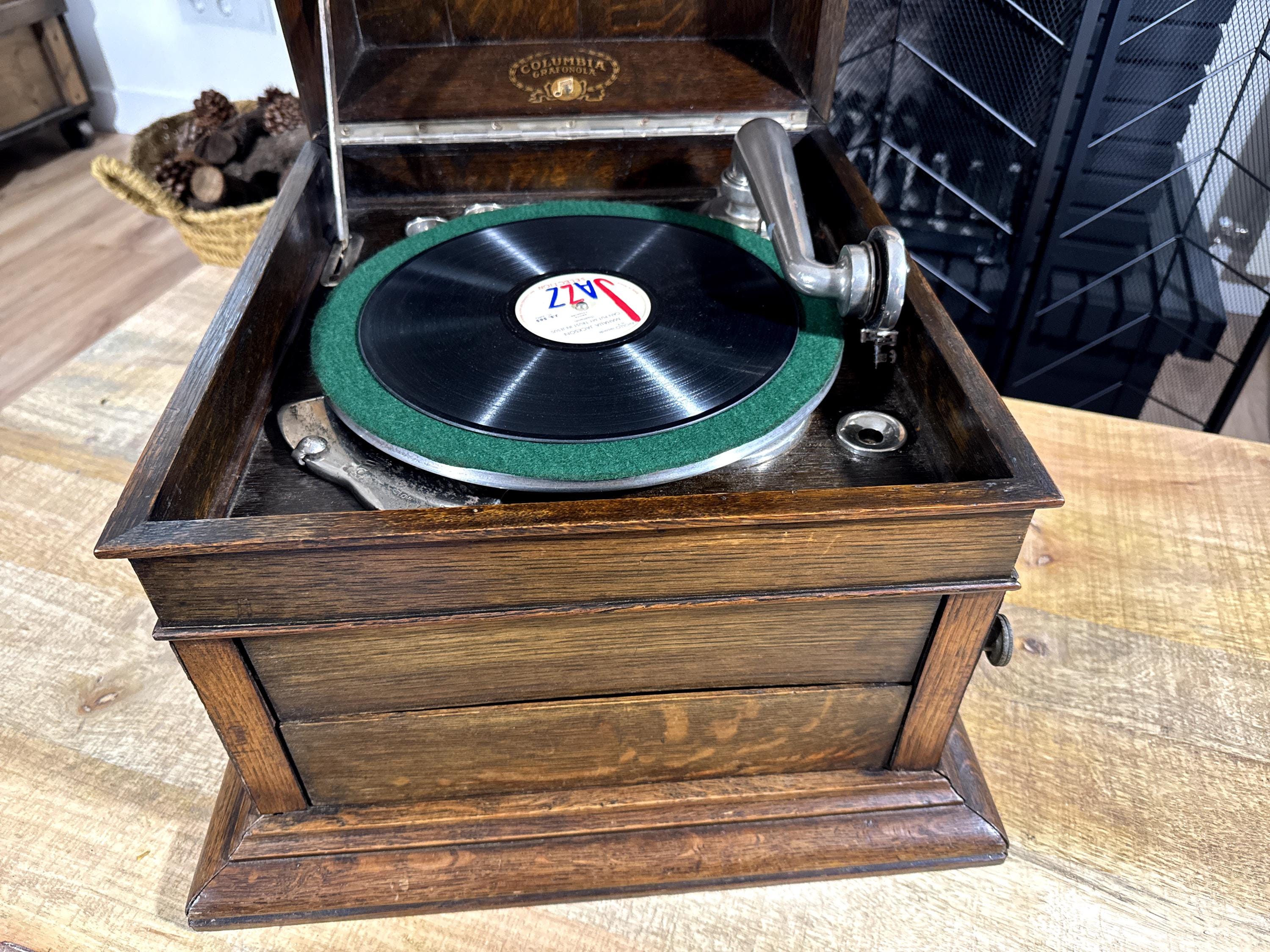Antique wind up phonograph record player - Etsy 日本