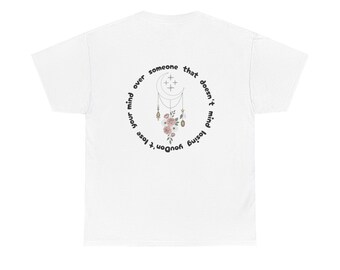 Camiseta con ilustración floral de cristal "Alguien a quien no le importa el texto"